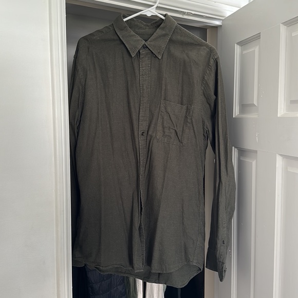 UNIQLO button down - Picture 1 of 7